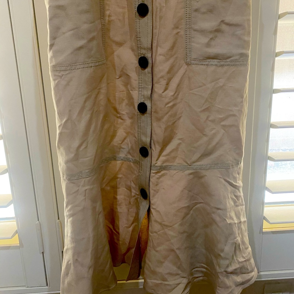 Dress - Picture 2 of 4